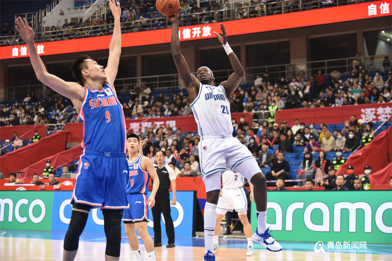 包含河内江苏进攻猛烈，完胜对手迎来三连胜的词条