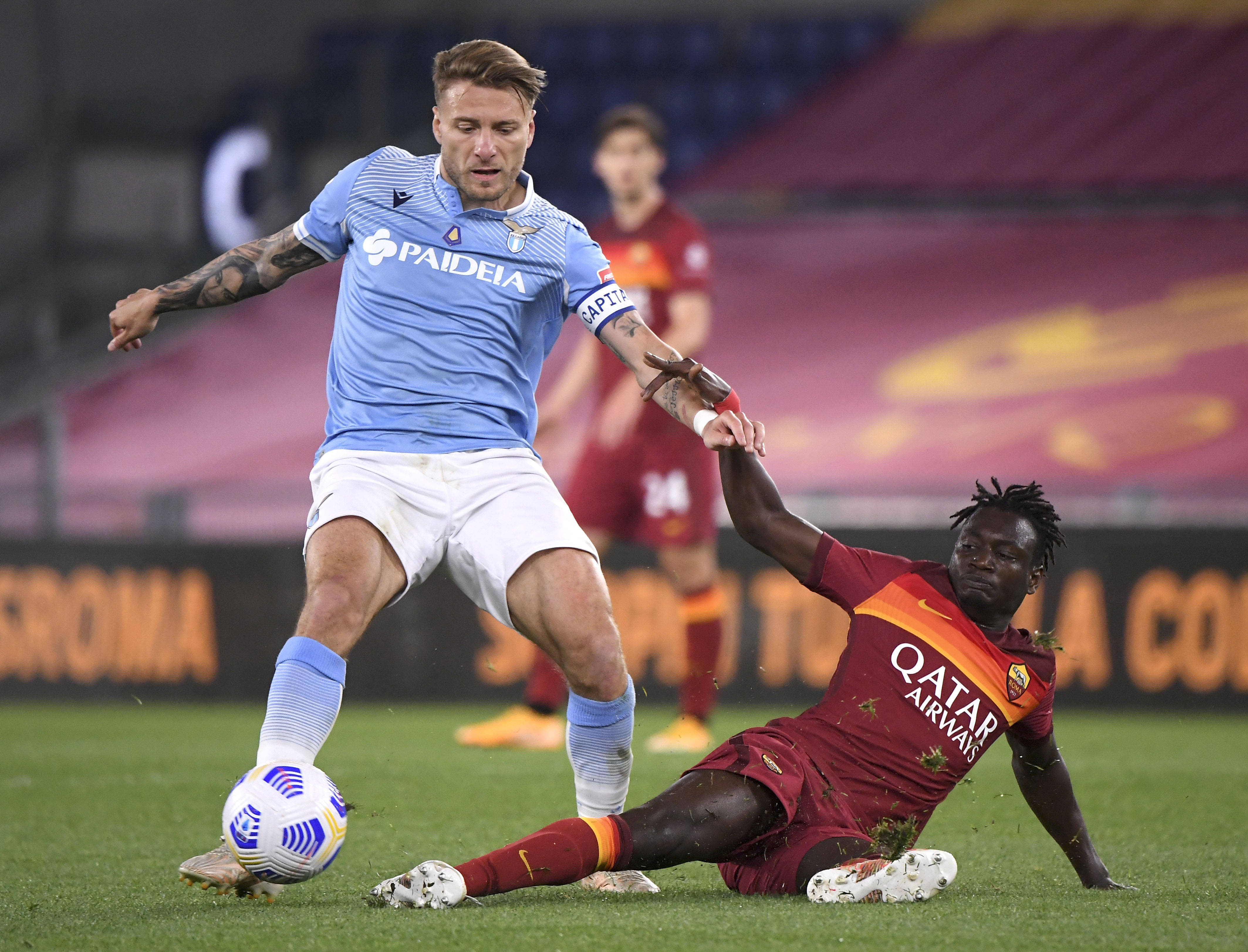 关于阿贾克斯球队连胜晋级，斩获伟大胜利的信息