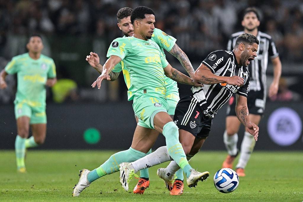 马赛新援首秀献绝杀,帮助球队取得胜利 马赛新援首秀献绝杀,帮助球队取得胜利