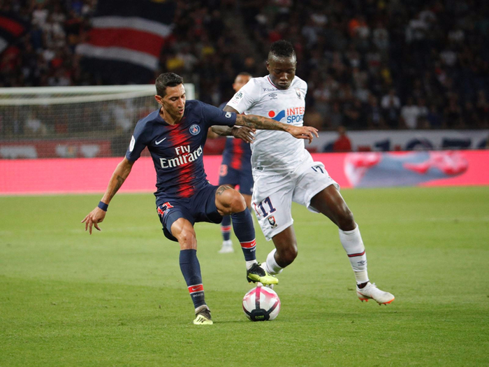 卡昂队主场遭遇法甲失利，需提高战力